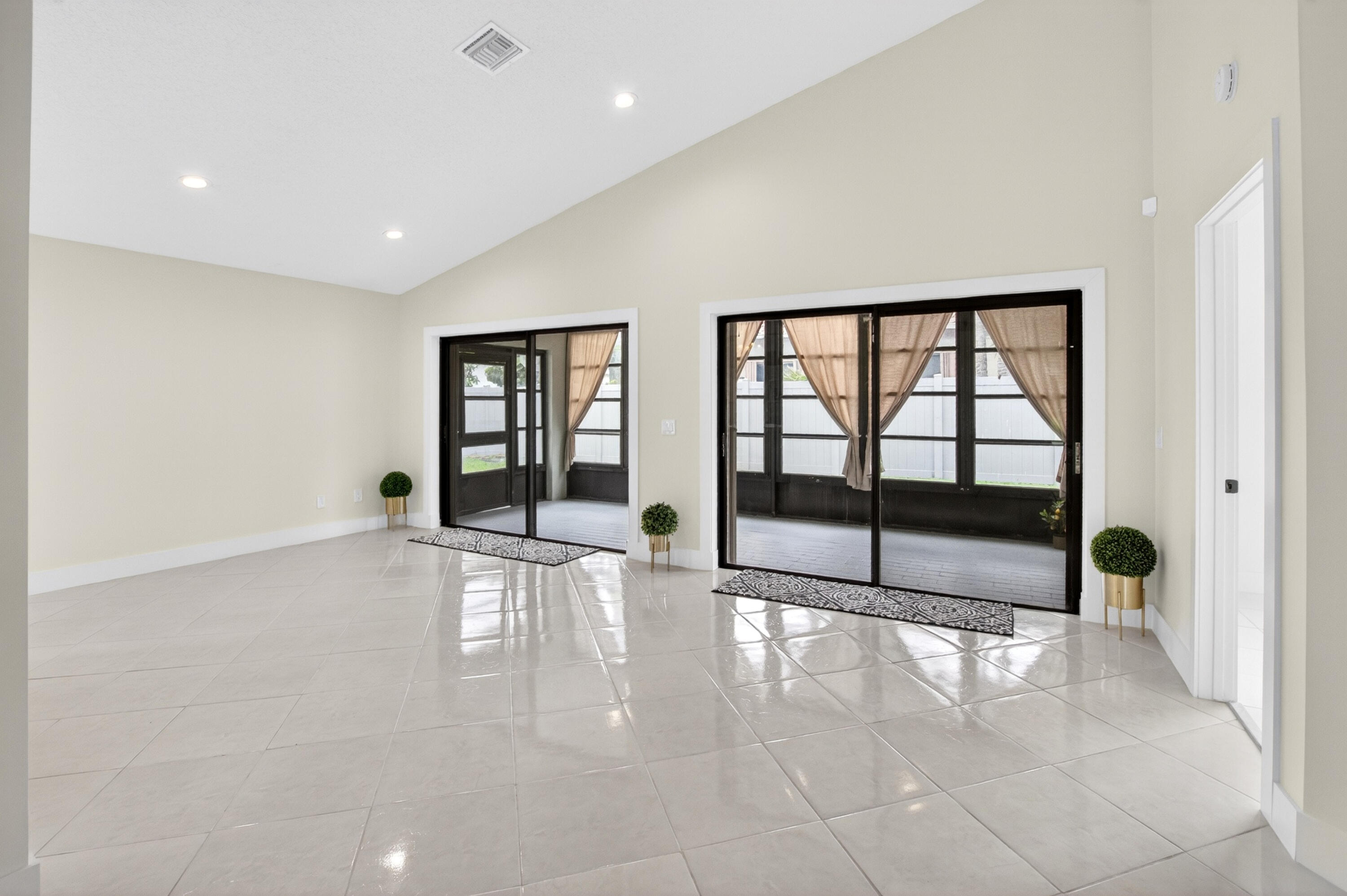 CITRUS TRAIL - Residential