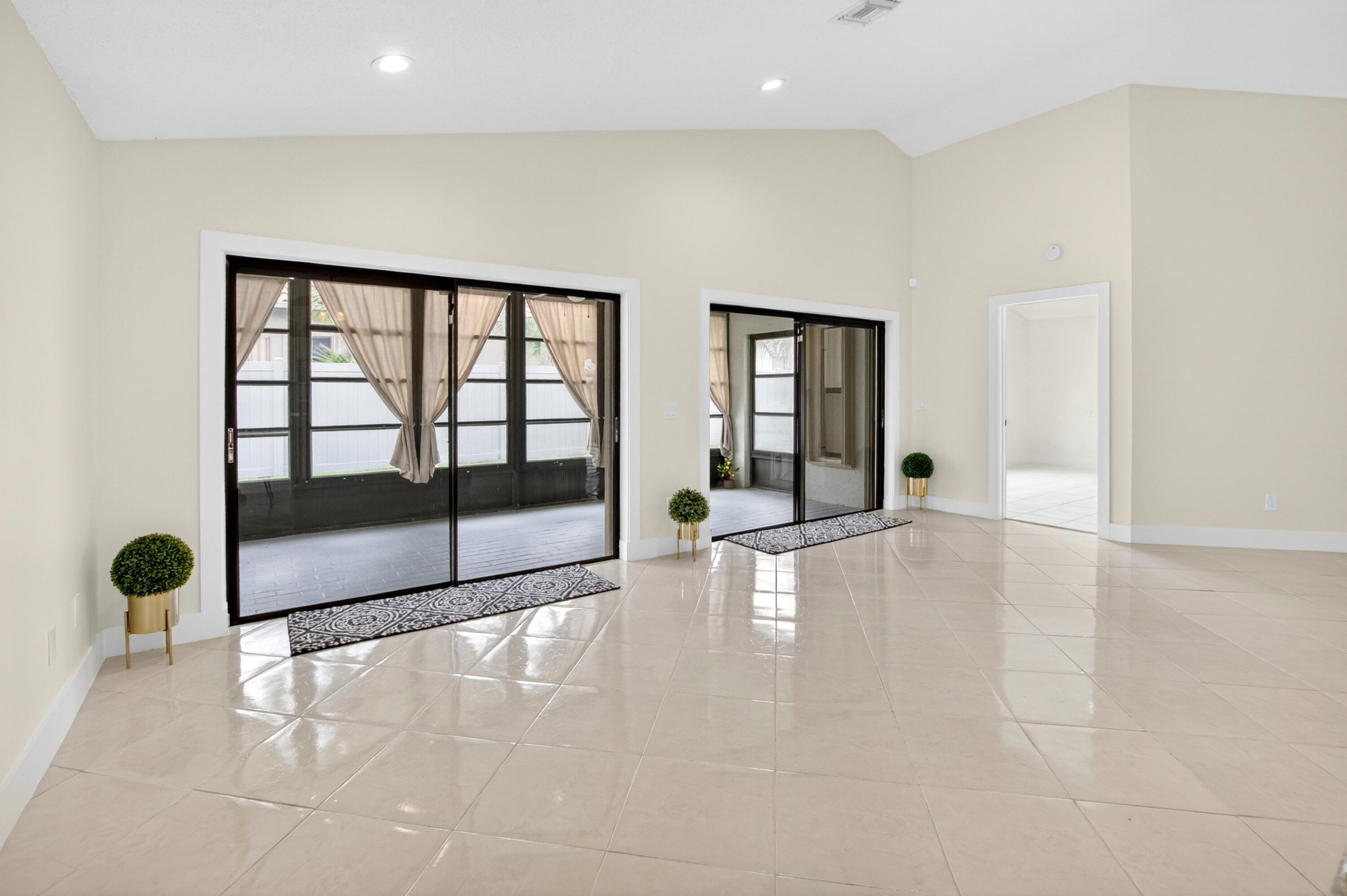 CITRUS TRAIL - Residential