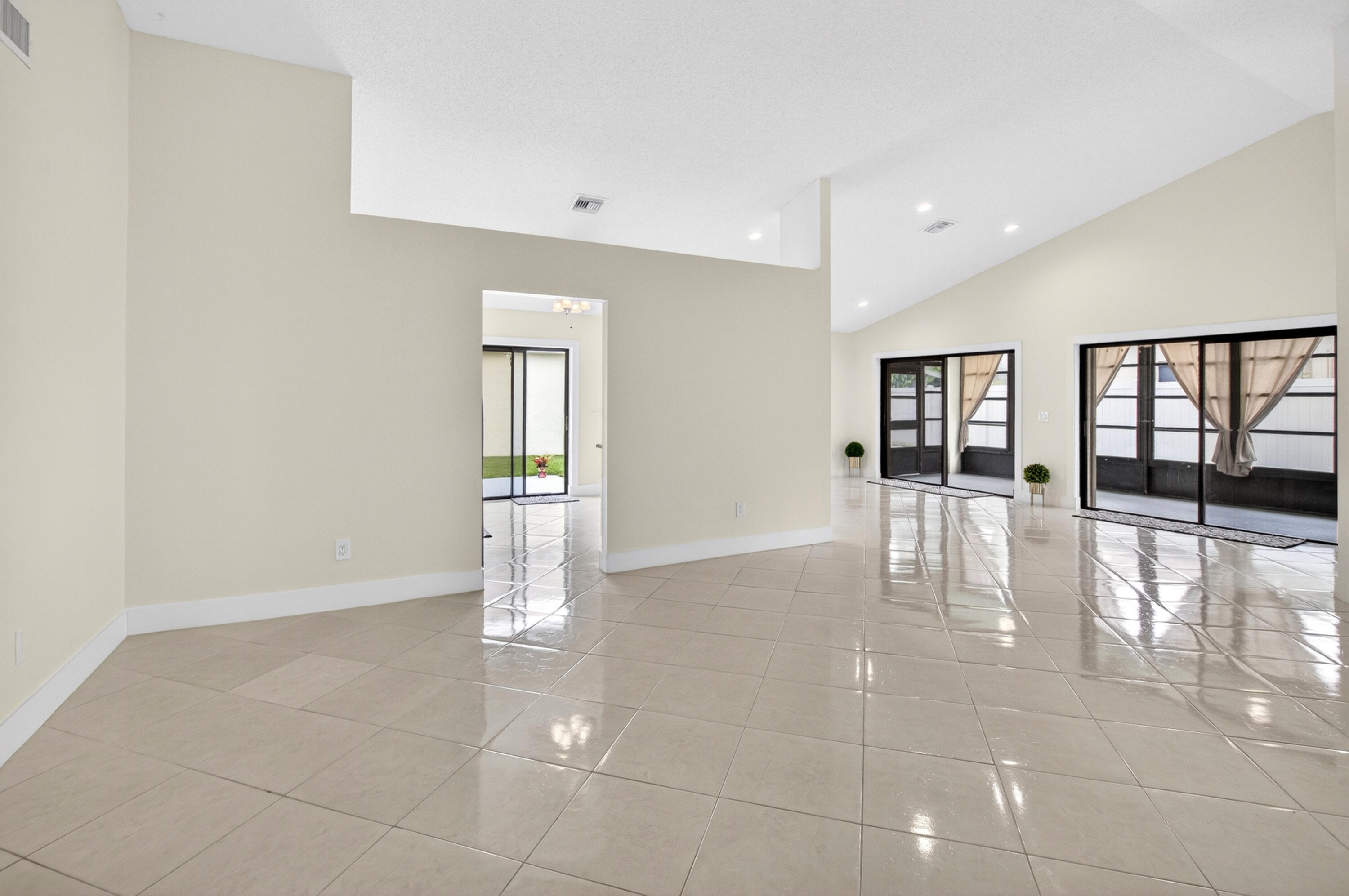 CITRUS TRAIL - Residential