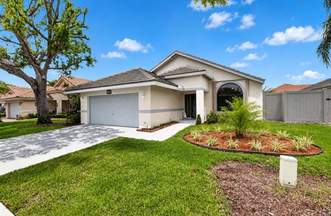 Tiny photo for 182 Temple Avenue, Boynton Beach, FL 33436 (MLS # B26035367)