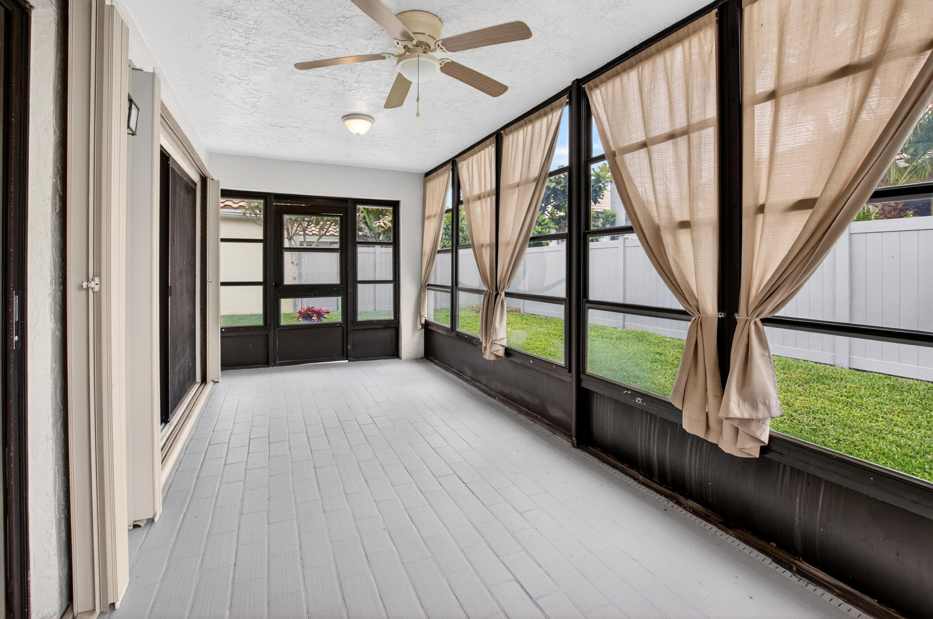 CITRUS TRAIL - Residential