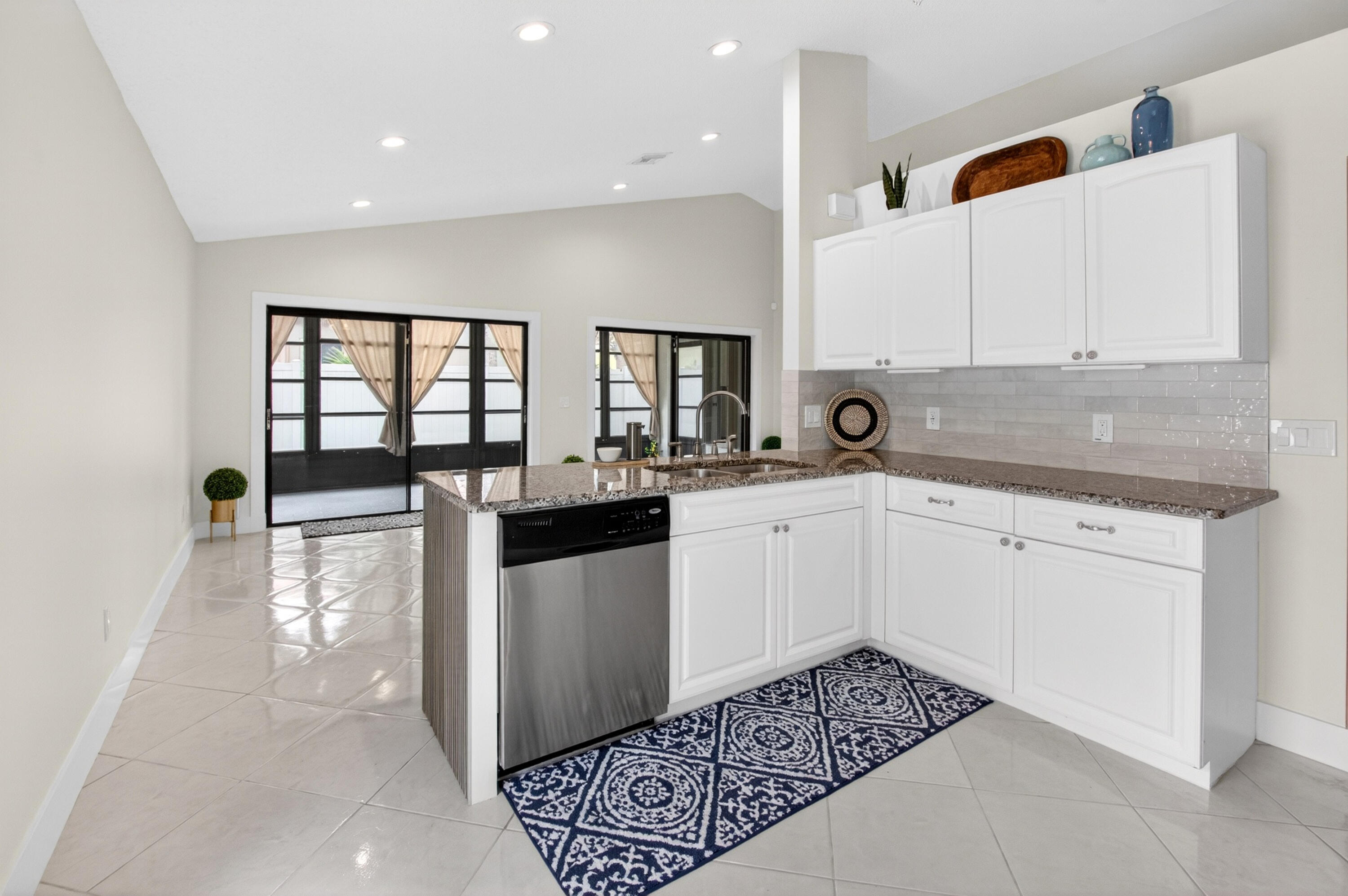 CITRUS TRAIL - Residential