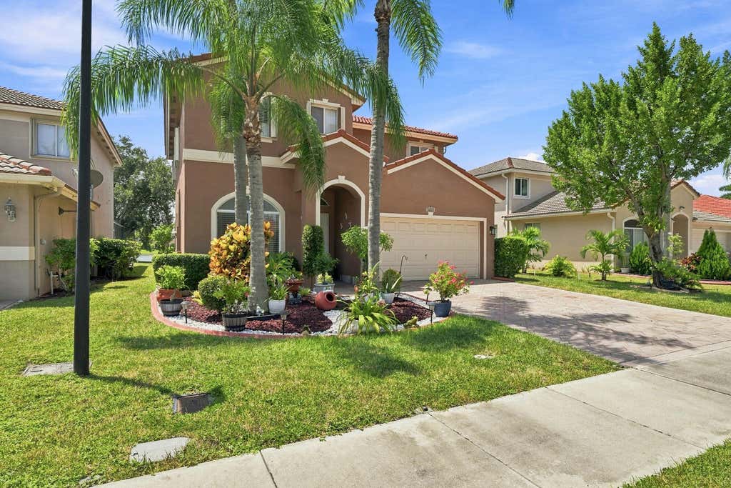 Photo of 5021 PEBBLEBROOK Terrace, Coconut Creek, FL 33073 (MLS # B26067688)
