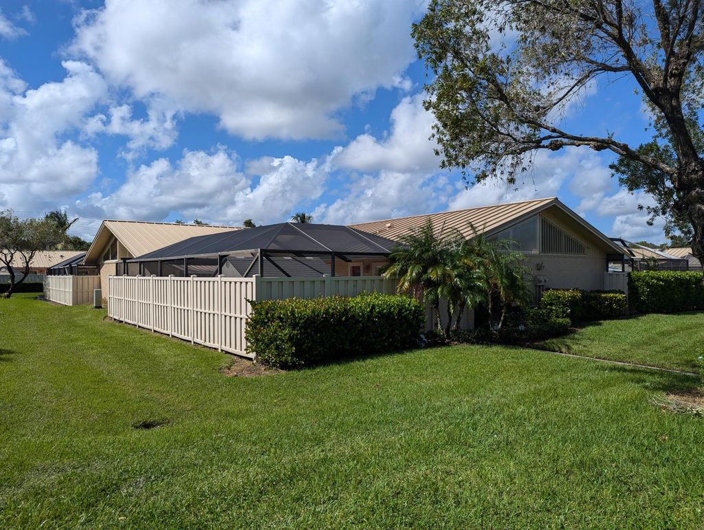 Photo of 5760 Golden Eagle Circle, Palm Beach Gardens, FL 33418 (MLS # R11033649)