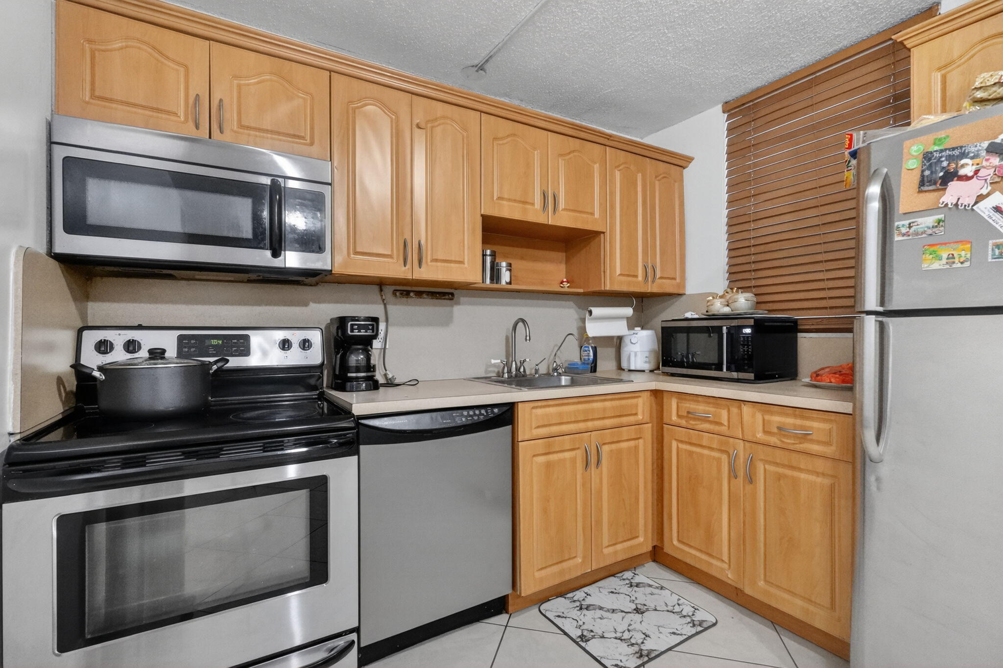 1801 S Treasure Drive 415