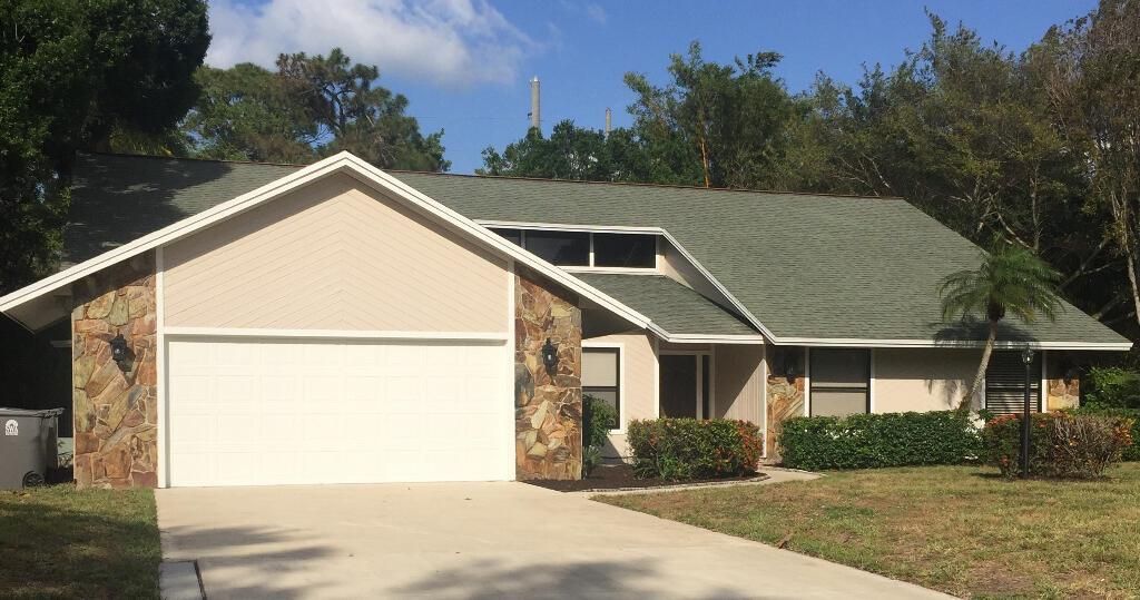 Photo of 19526 Trails End Terrace, Jupiter, FL 33458 (MLS # R10705147)