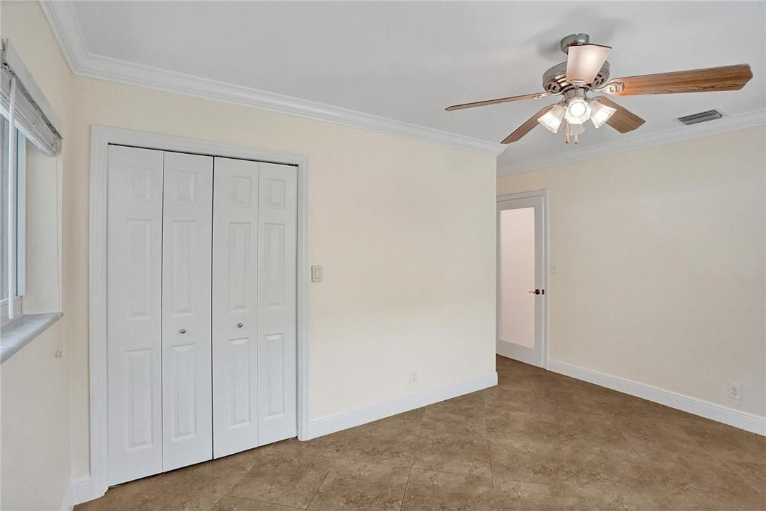 Coral Woods 33-25 B - Residential