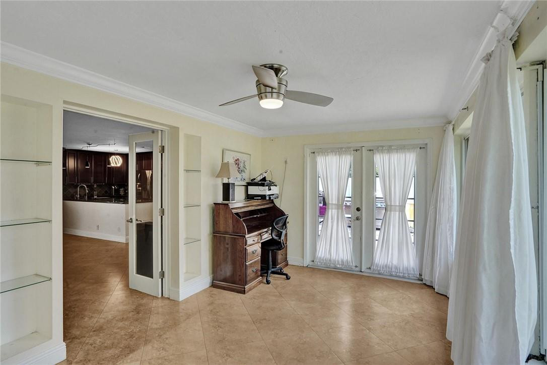 Coral Woods 33-25 B - Residential