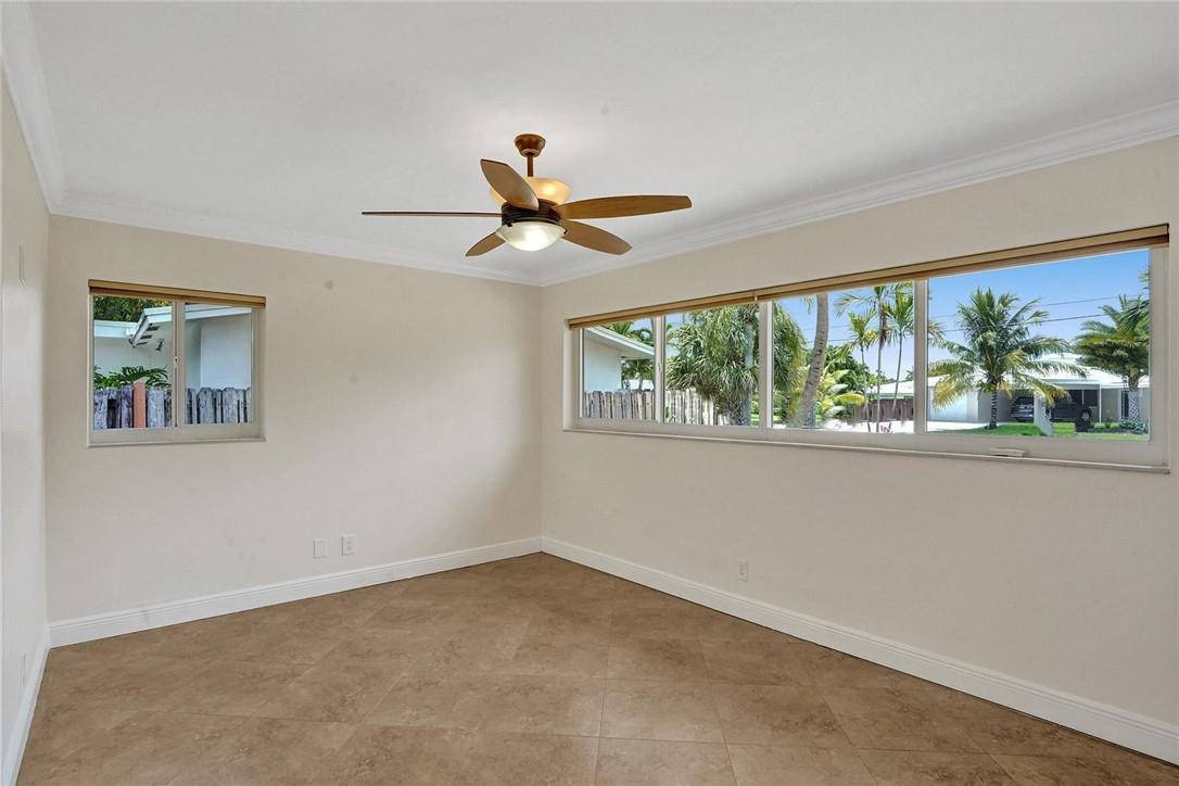 Coral Woods 33-25 B - Residential