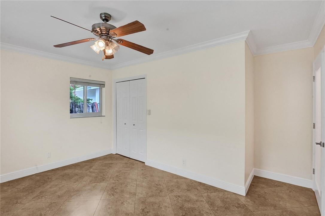 Coral Woods 33-25 B - Residential