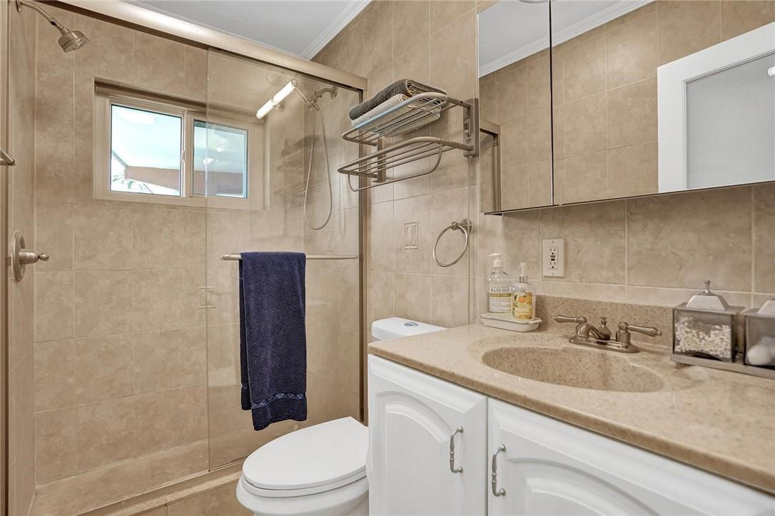 Coral Woods 33-25 B - Residential