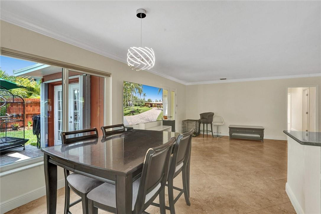 Coral Woods 33-25 B - Residential