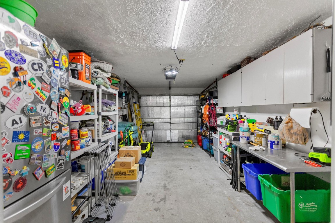 Stratoliner Estates 39-22 - Residential