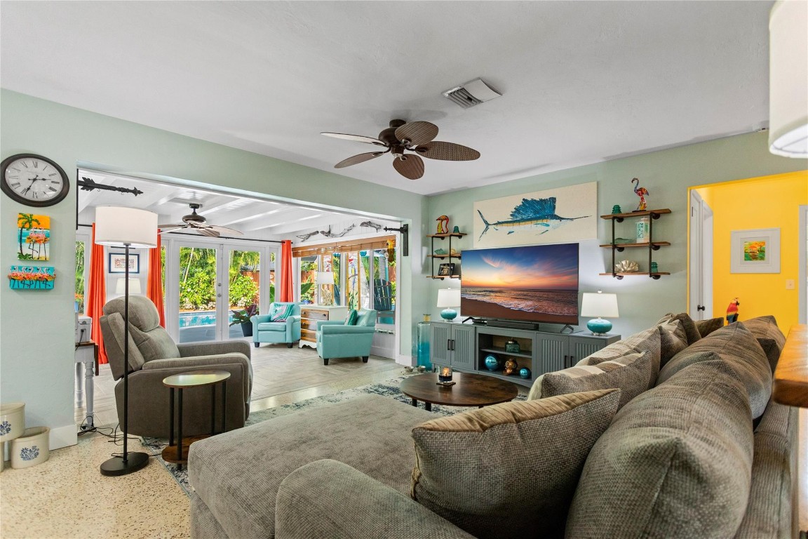 Stratoliner Estates 39-22 - Residential