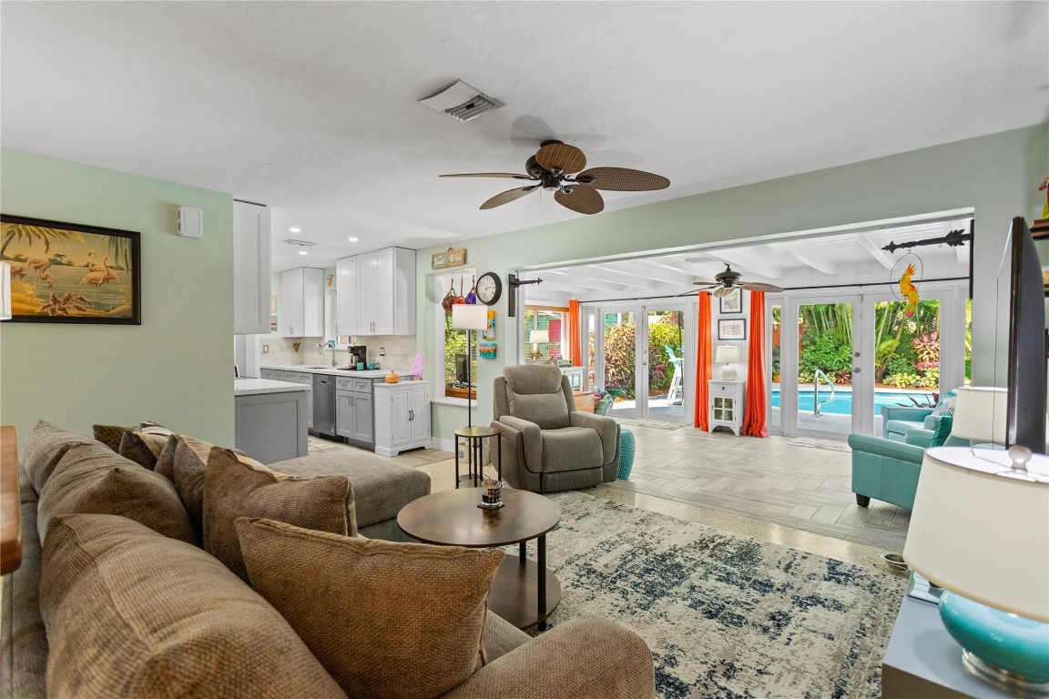 Stratoliner Estates 39-22 - Residential