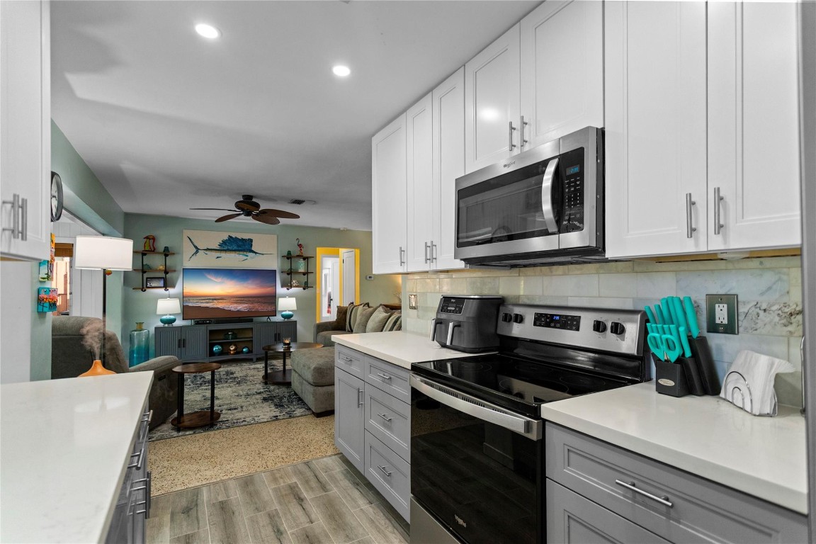 Stratoliner Estates 39-22 - Residential