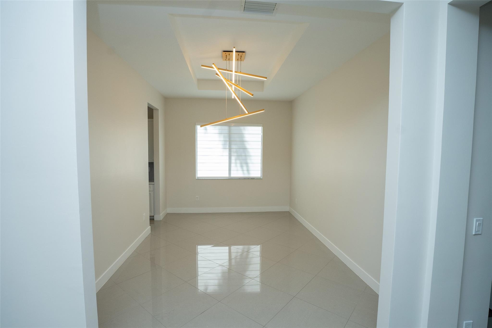 Triple H Ranch 182-111 B - Residential Lease