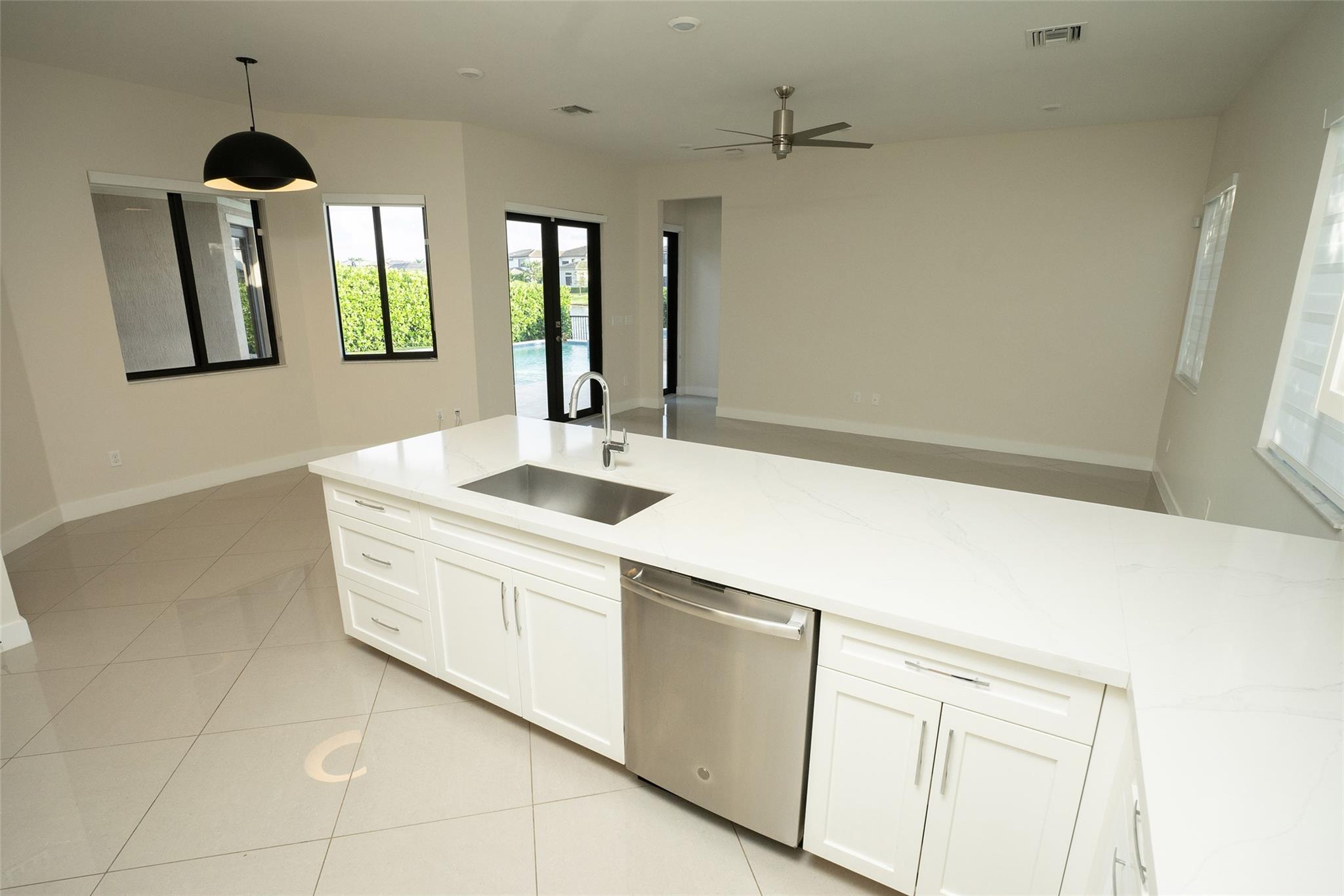 Triple H Ranch 182-111 B - Residential Lease