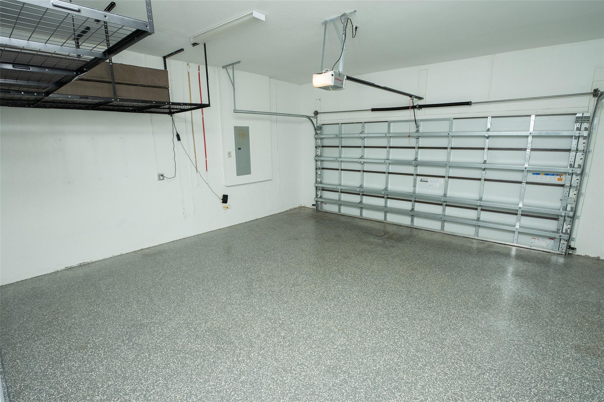 Triple H Ranch 182-111 B - Residential Lease