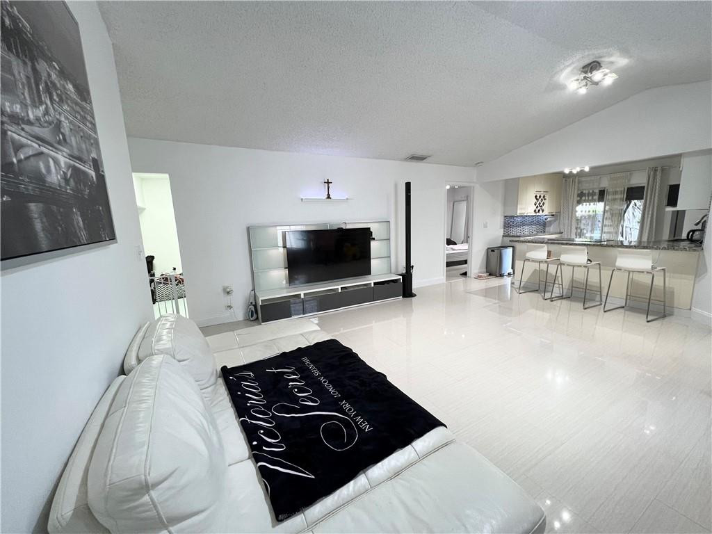 Apple Creek 133-8 B - Residential