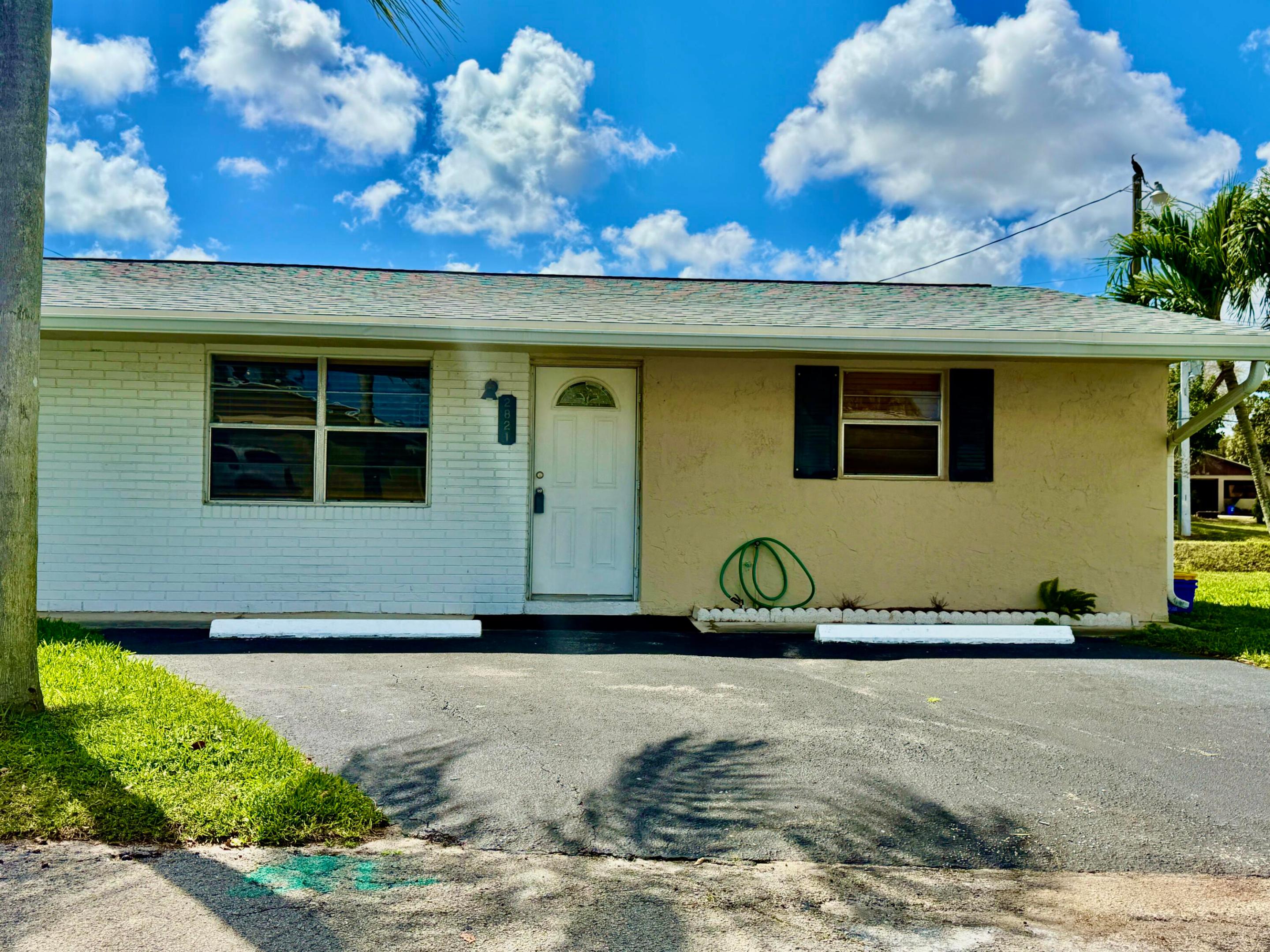 2821 Duke Lane