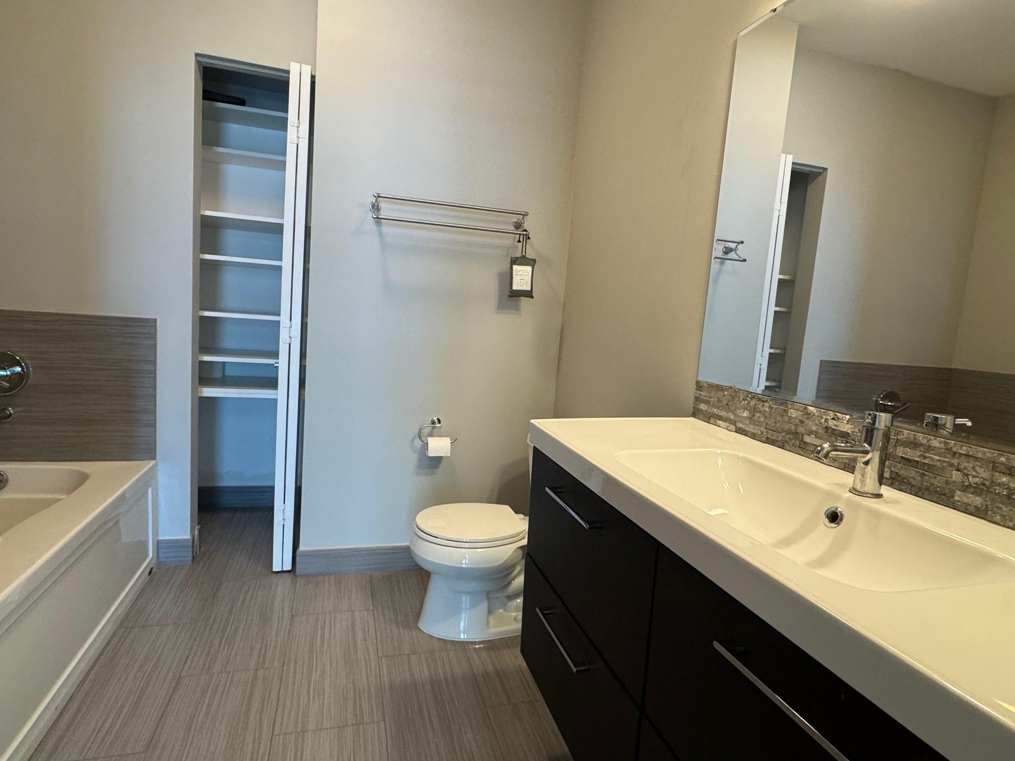 NOLA LOFTS CONDO - Residential Lease