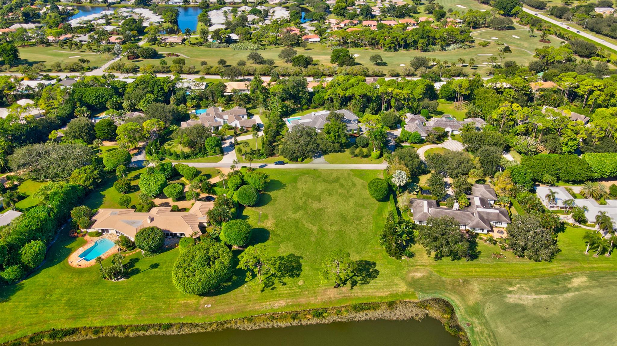 GOLF VILLAGE OF UNIT 1 - Land