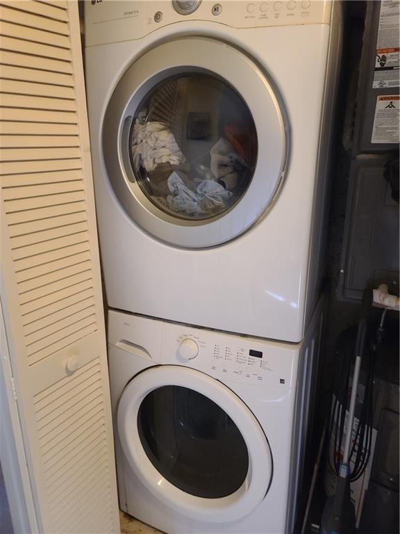 Coral Spgs Village Green - Residential Income