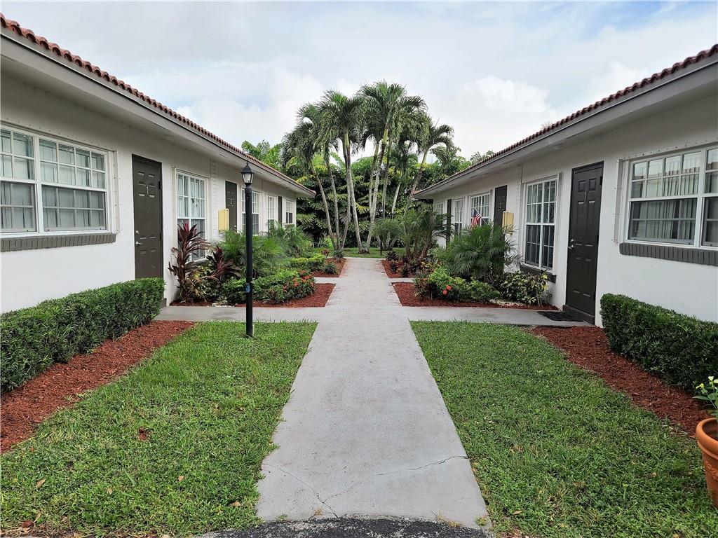 Coral Spgs Village Green - Residential Income