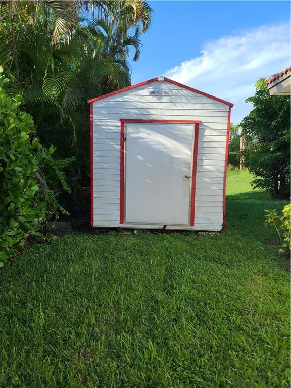 Coral Spgs Village Green - Residential Income