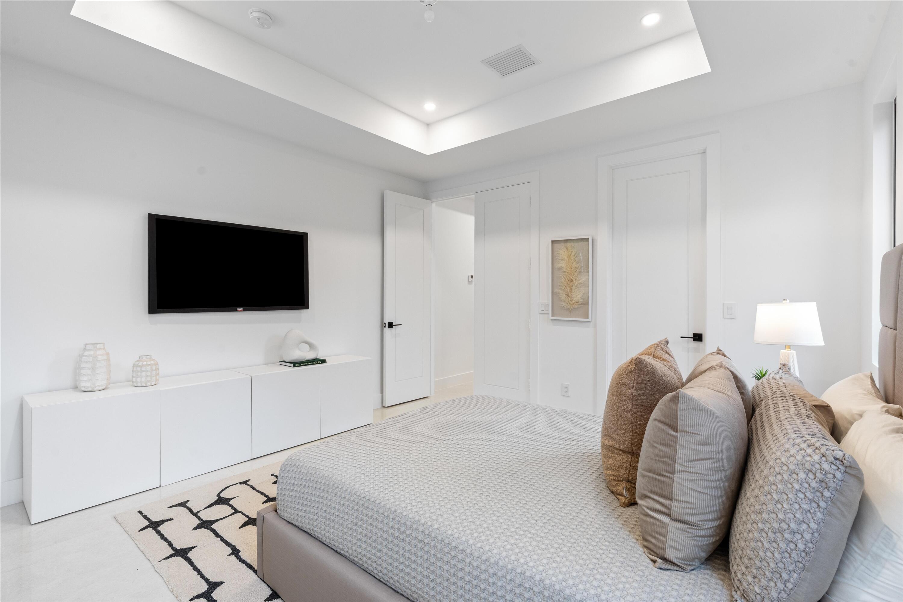 Old Floresta / Tunison Palms - Residential