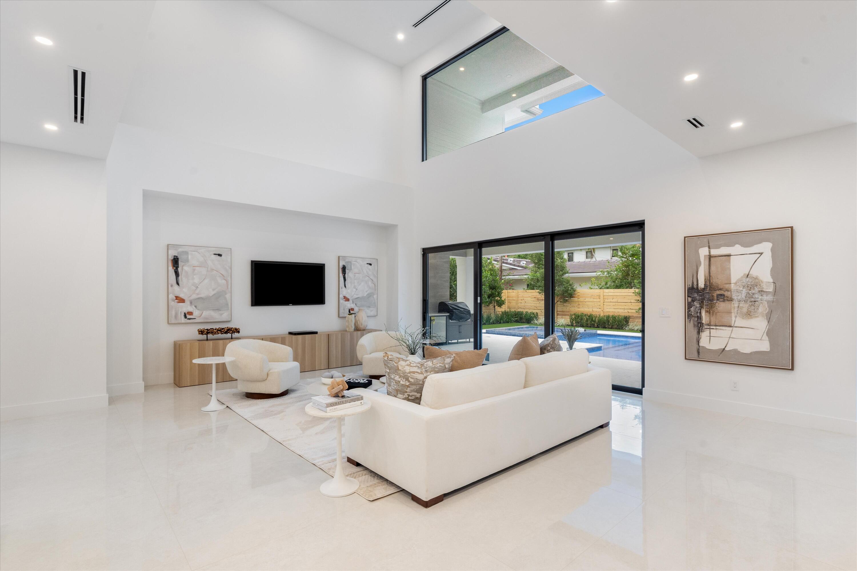 Old Floresta / Tunison Palms - Residential