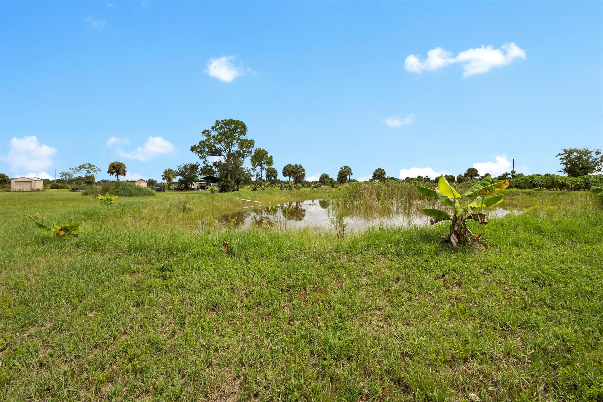 OKEECHOBEE COUNTY - Land