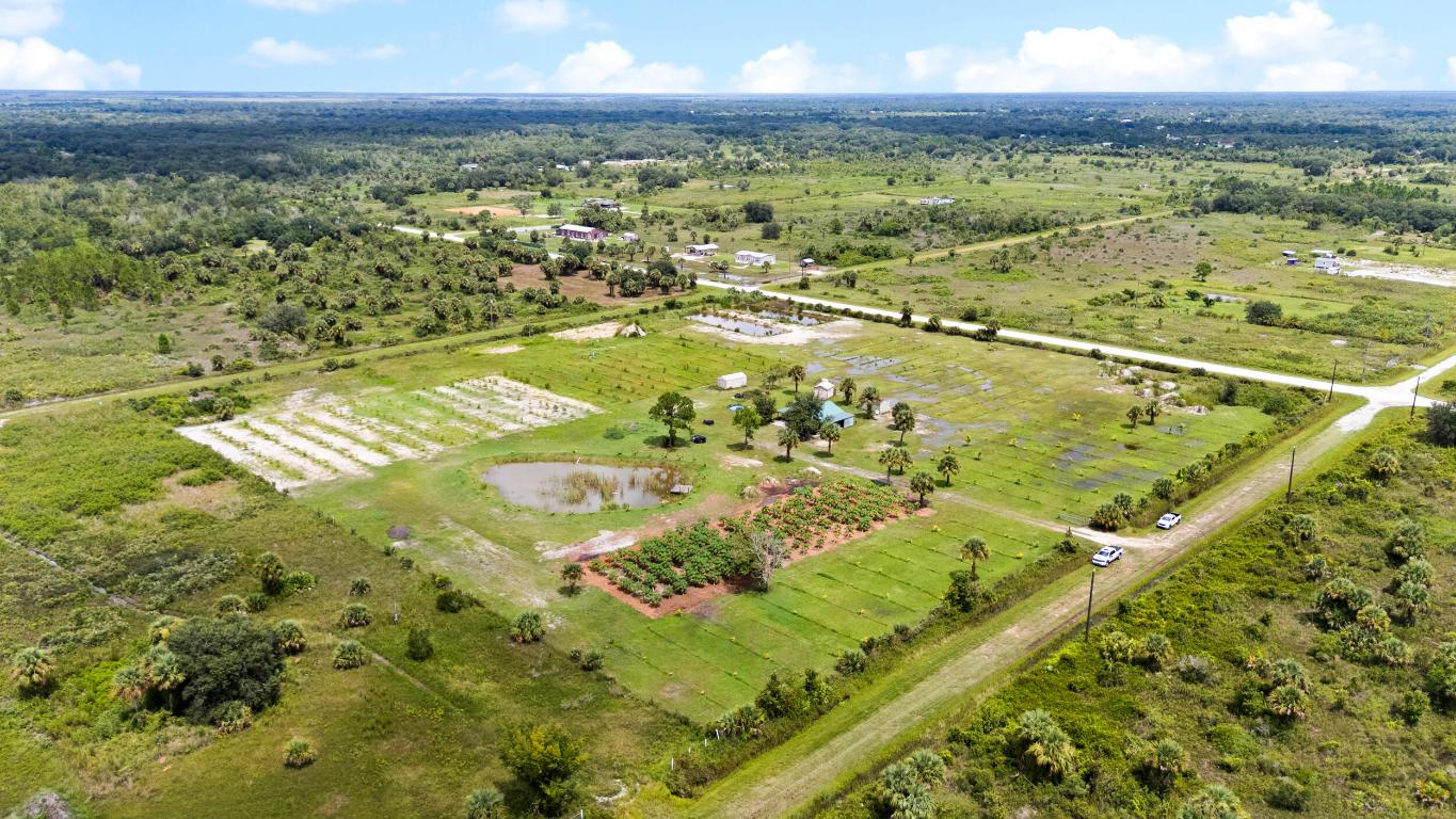 OKEECHOBEE COUNTY - Land
