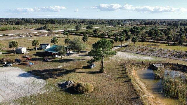 OKEECHOBEE COUNTY - Land