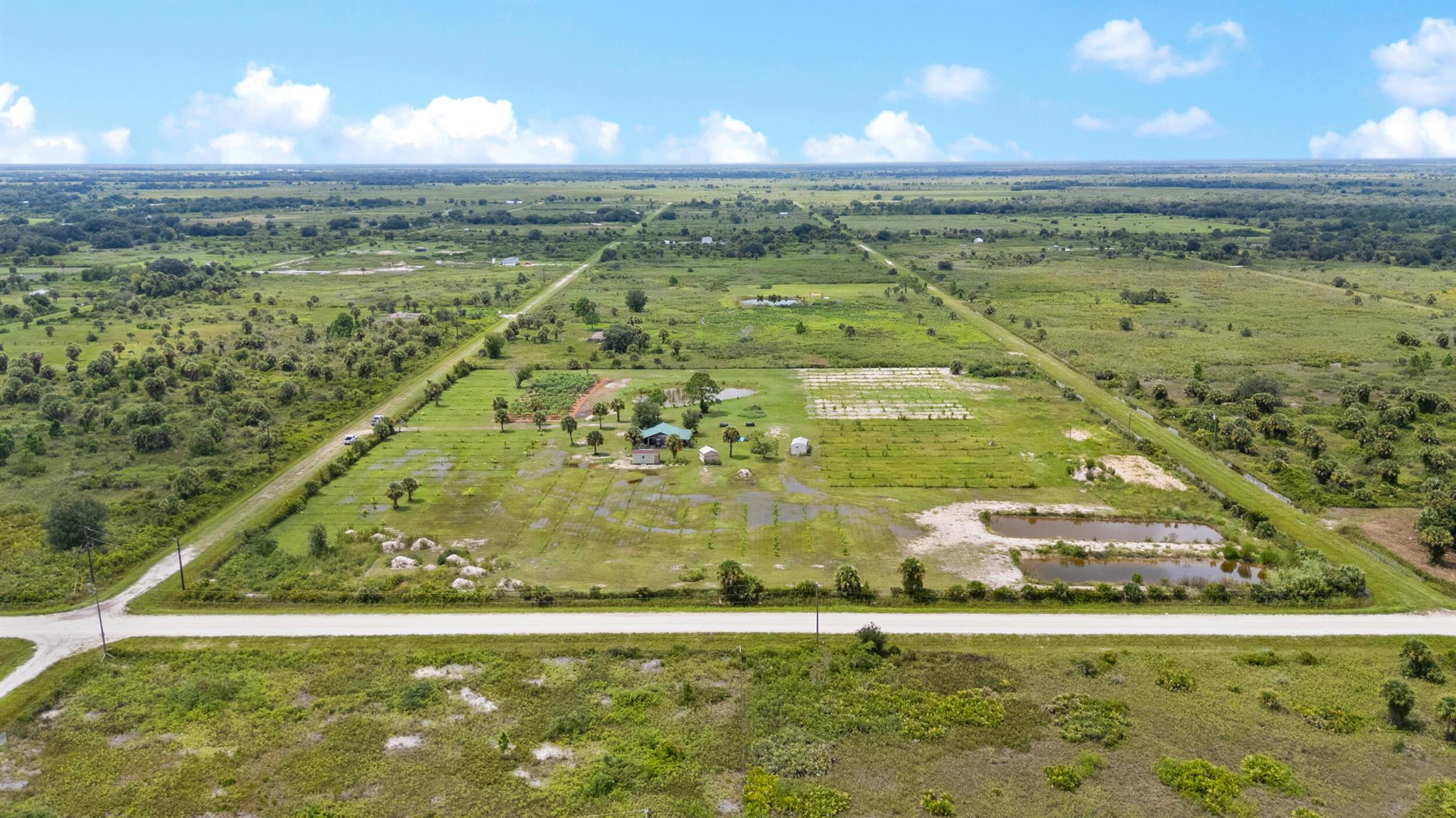 OKEECHOBEE COUNTY - Land