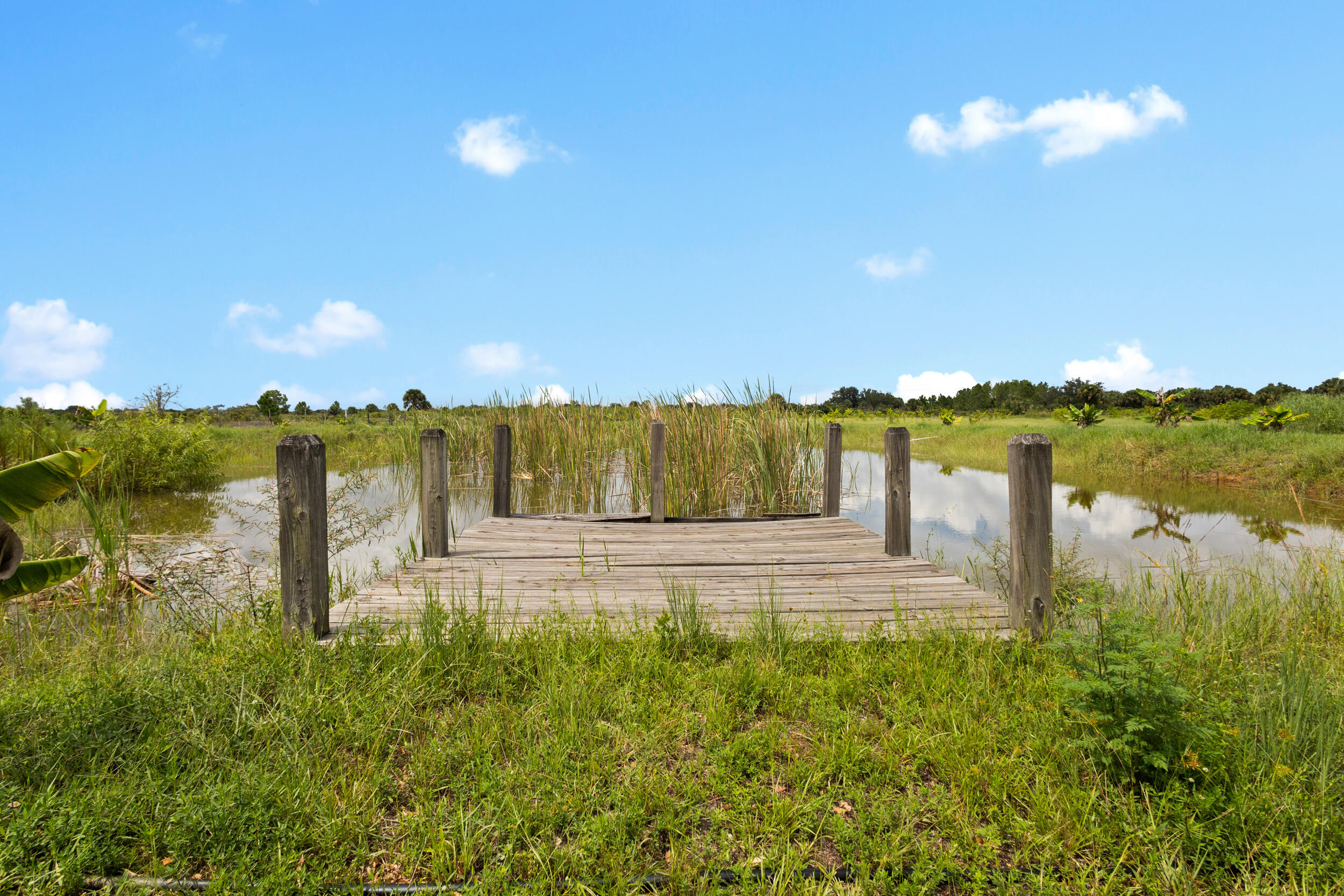 OKEECHOBEE COUNTY - Land