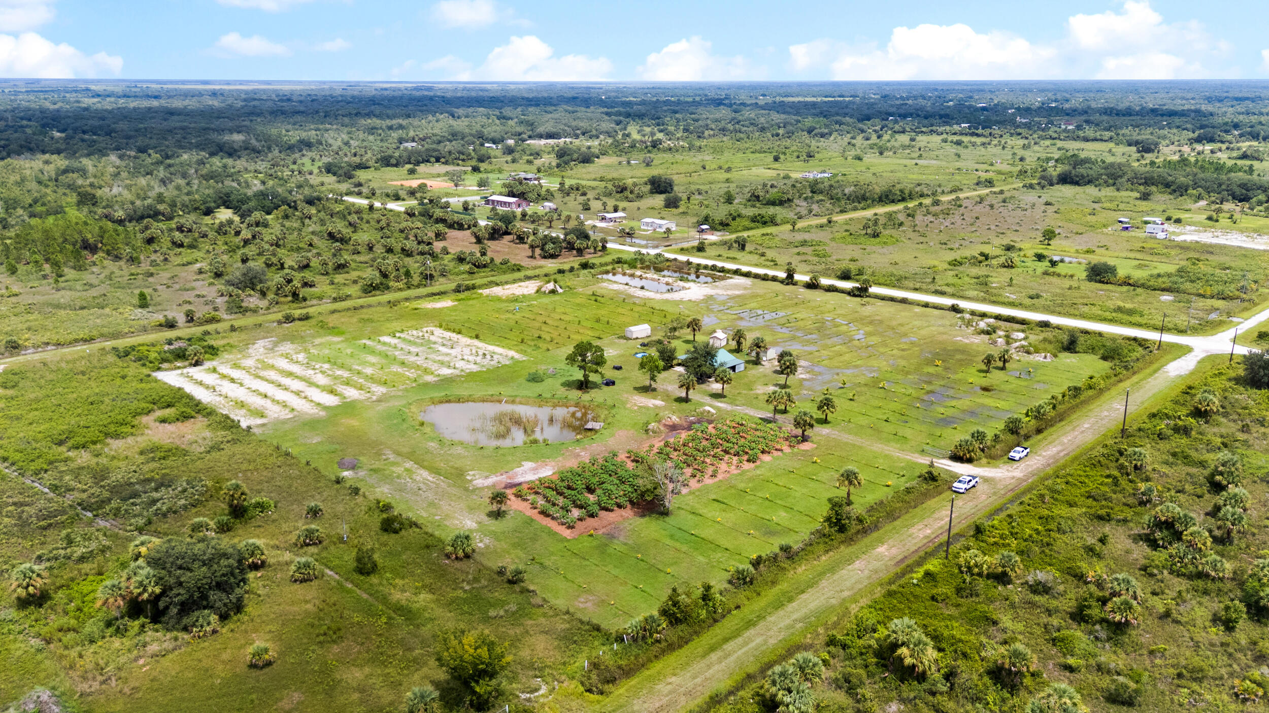 OKEECHOBEE COUNTY - Land