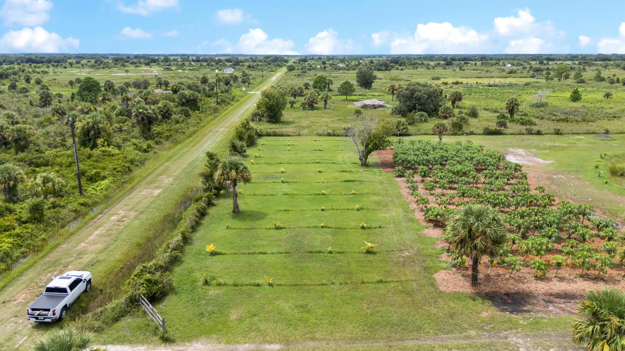 OKEECHOBEE COUNTY - Land
