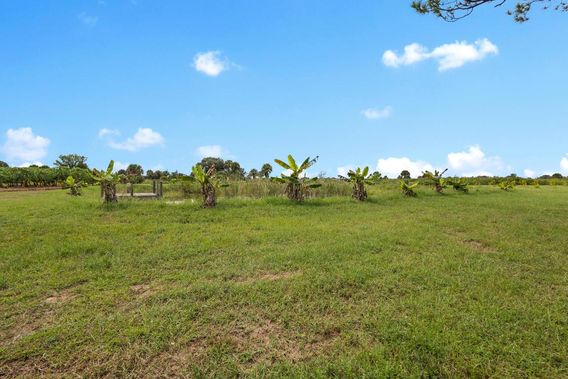 OKEECHOBEE COUNTY - Land