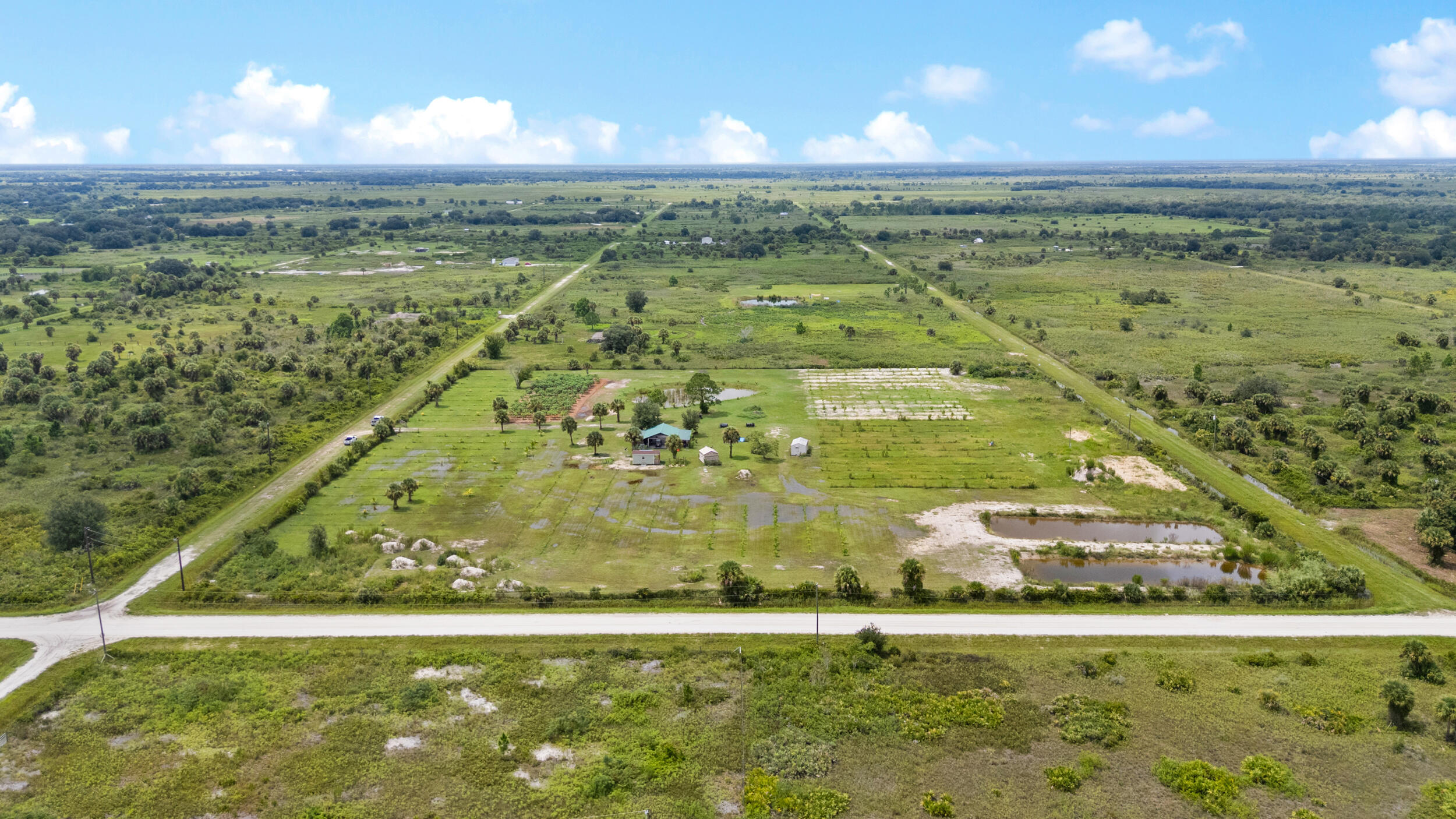 OKEECHOBEE COUNTY - Land