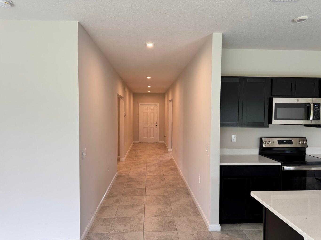 AVALON CROSSING - Residential Lease