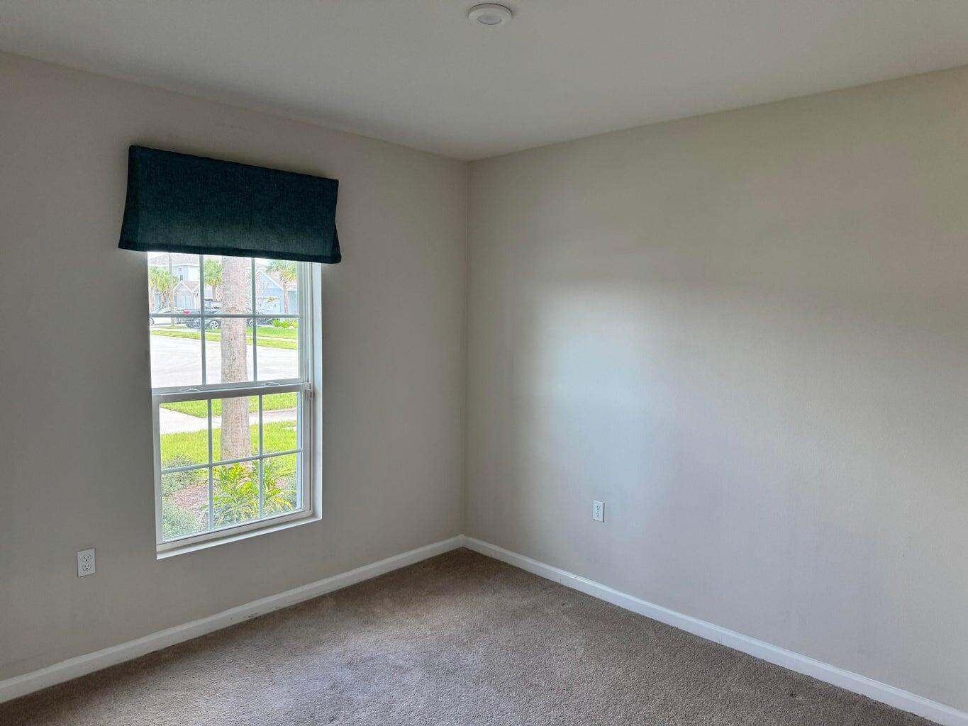 AVALON CROSSING - Residential Lease