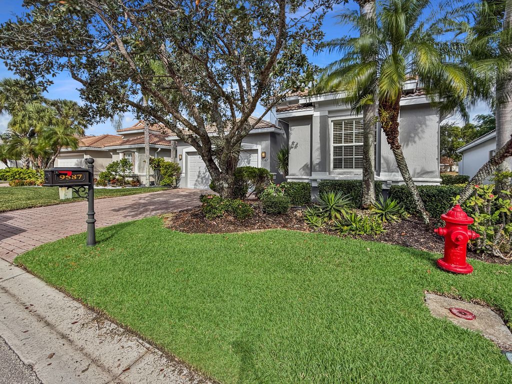 Photo of 9587 Positano Way, Lake Worth, FL 33467 (MLS # R11143859)