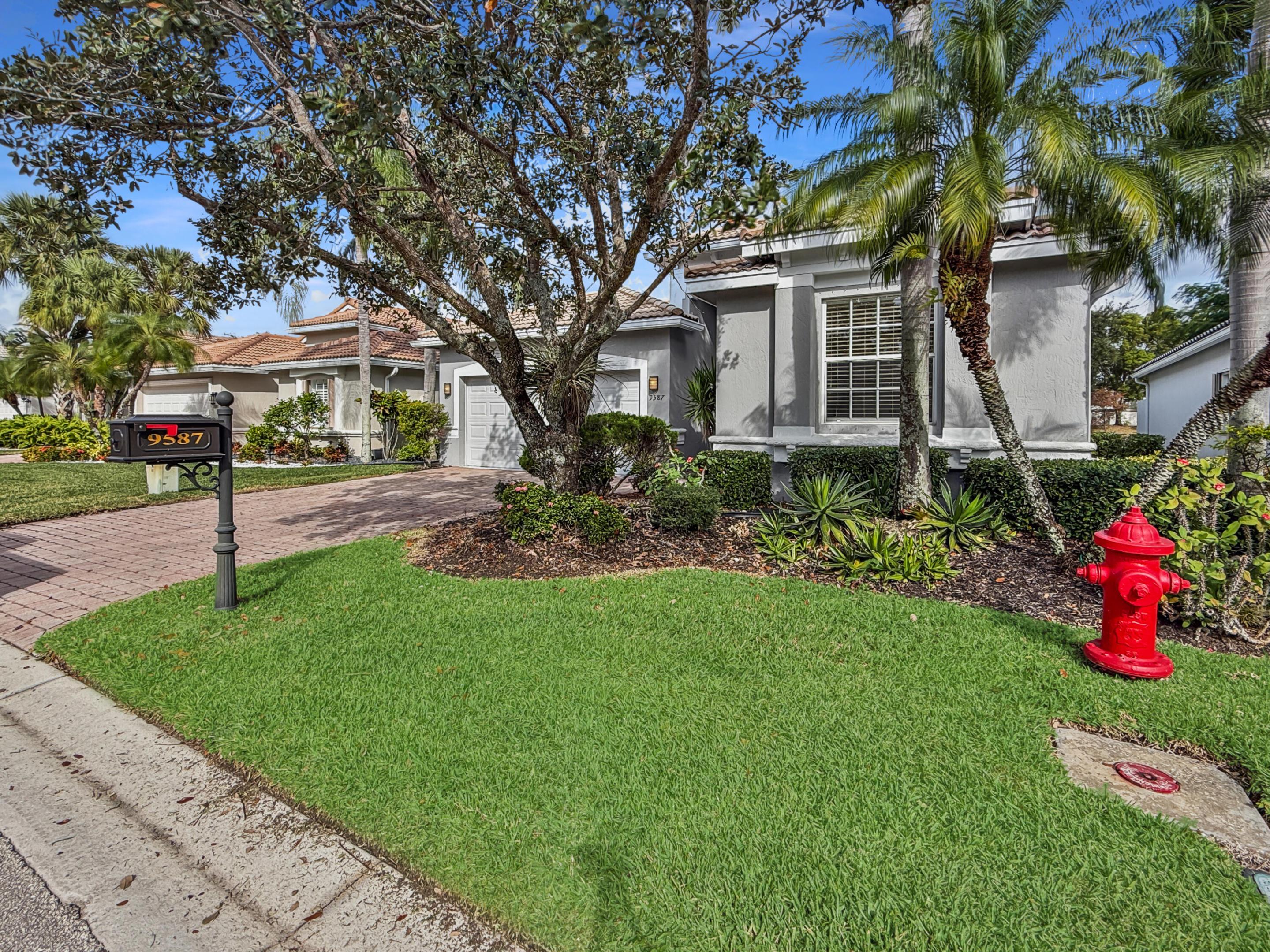 9587 Positano Way