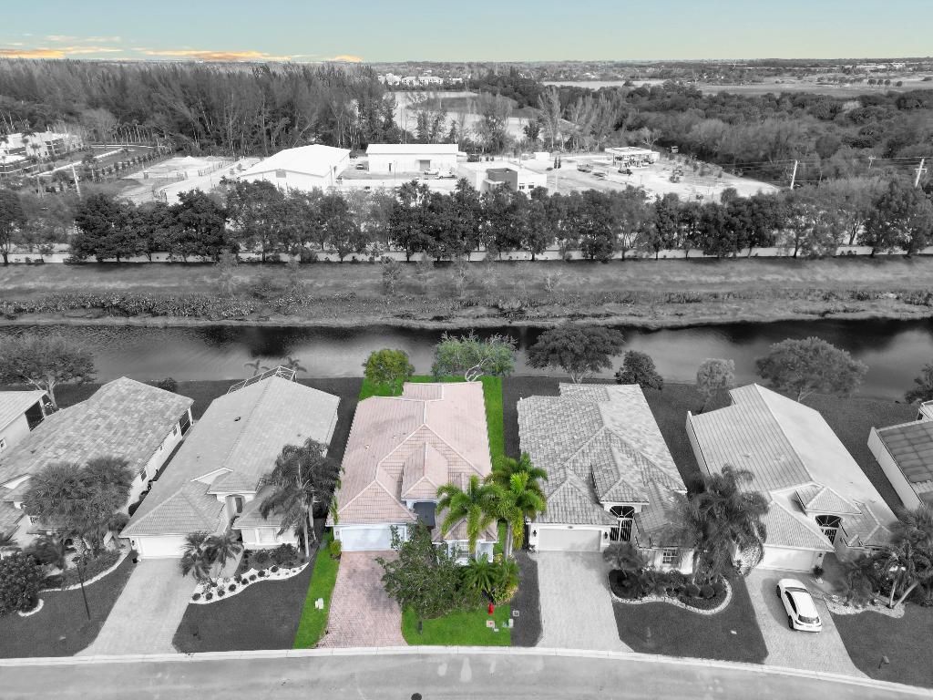 Photo of 9587 Positano Way, Lake Worth, FL 33467 (MLS # R11143859)