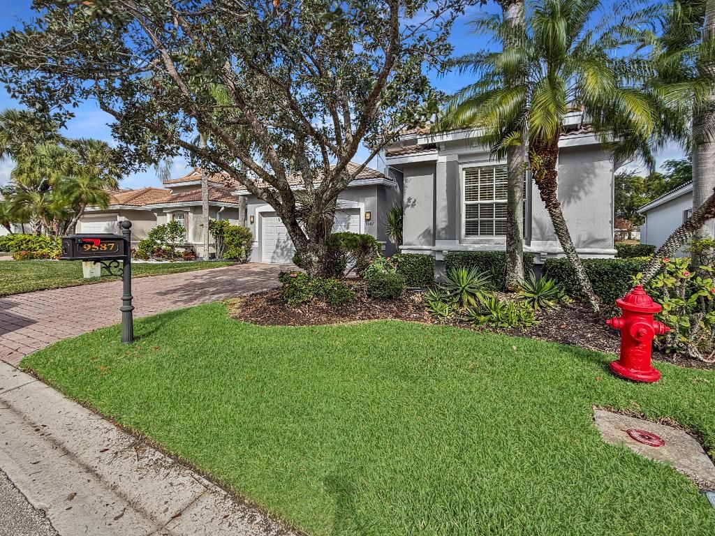 Photo of 9587 Positano Way, Lake Worth, FL 33467 (MLS # R11143859)