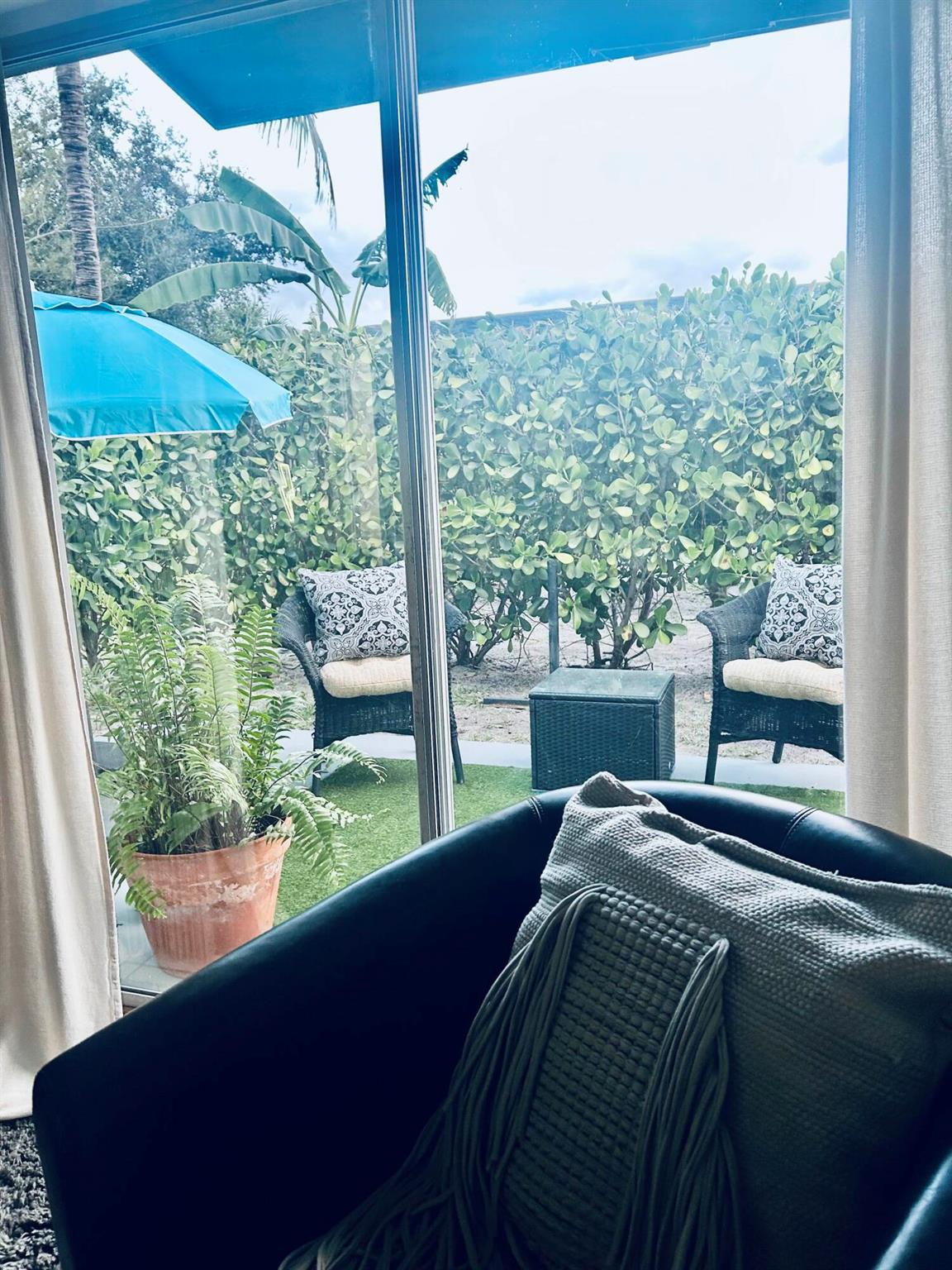 MODEL LAND CO - Residential Lease