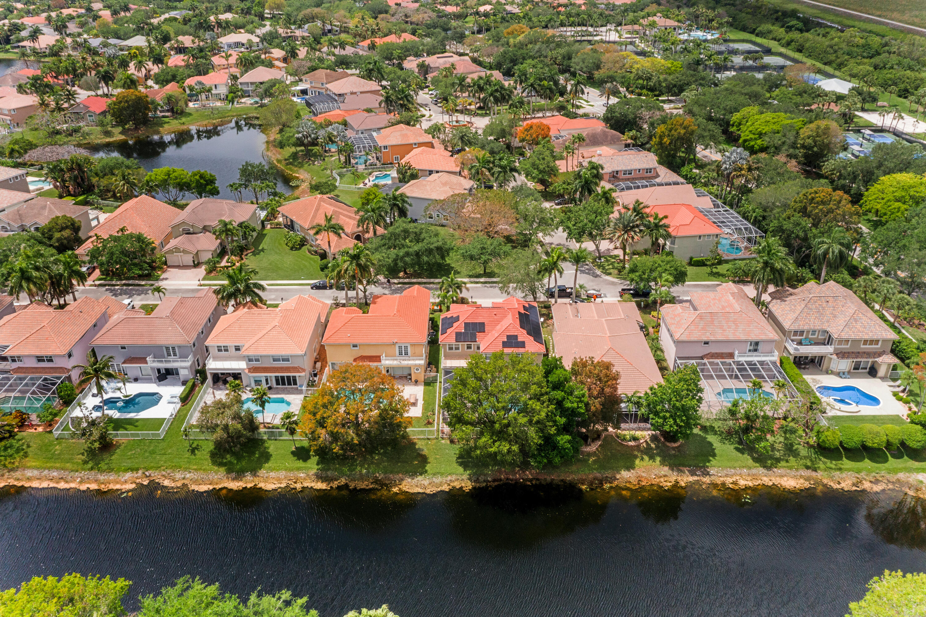 HERON BAY - L'HERMITAGE - Residential