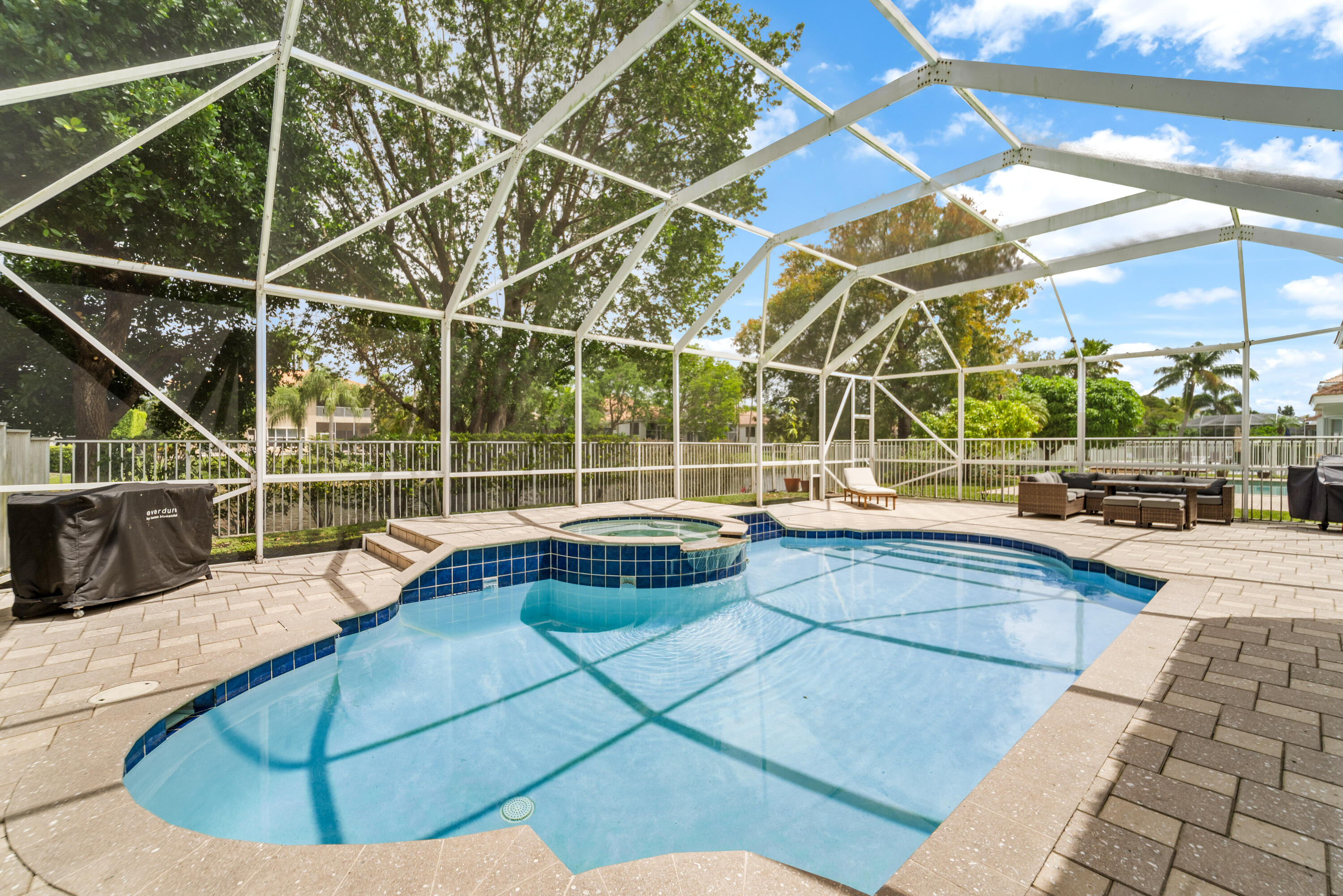 HERON BAY - L'HERMITAGE - Residential